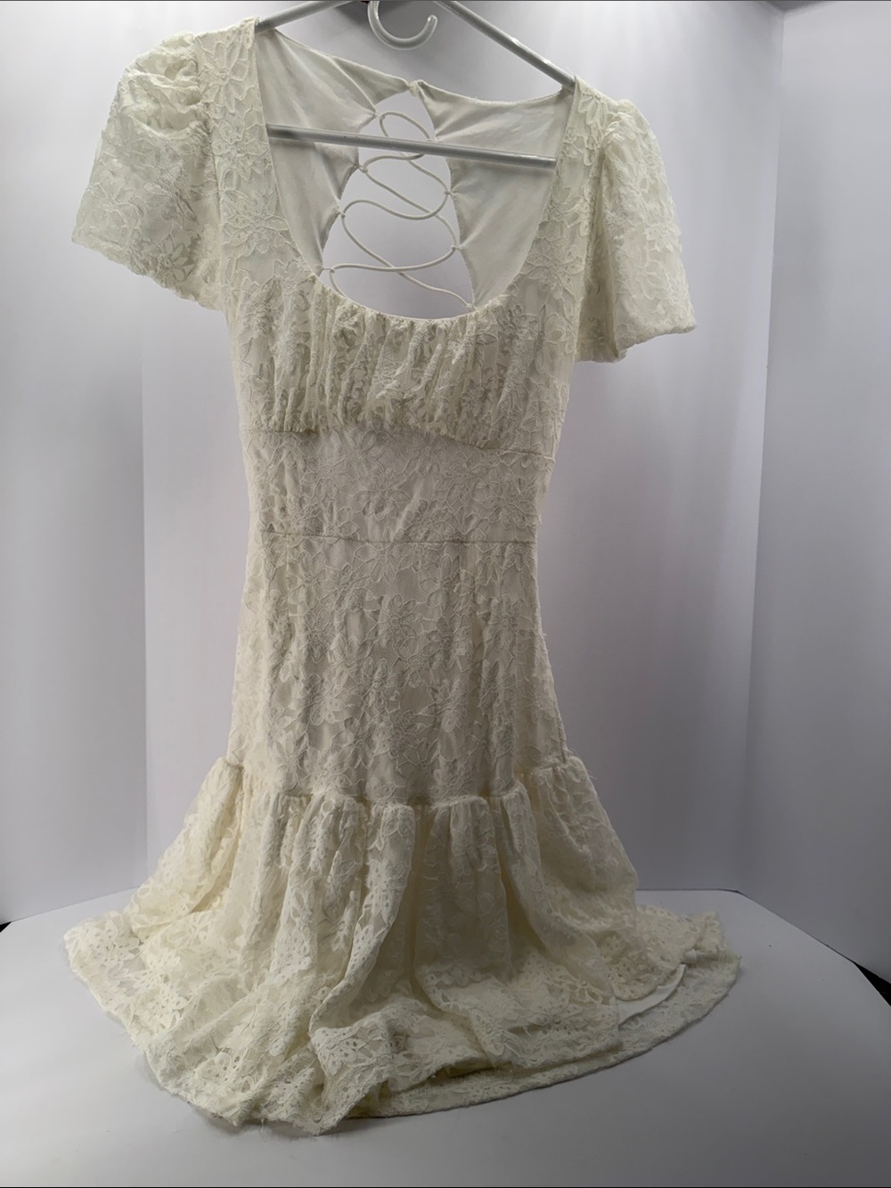 Lace Flutter-Sleeve Dress in Cream